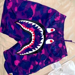 COLOR CAMO SHARK BEACH SHORTS MENS